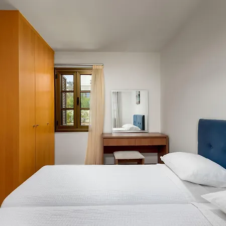 ヴィラ Daphne カラソス